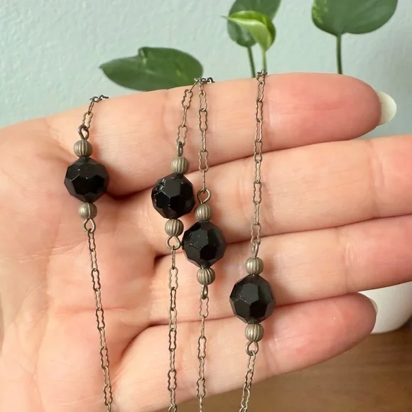 Vintage Judy Lee Black Faceted Glass Bead Station Necklace Antiqued Silver Chain - Picture 7 of 8